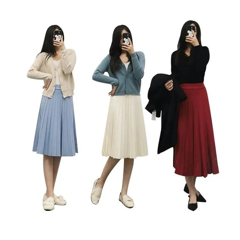 Elegant Women’s Knitted Mid Skirt