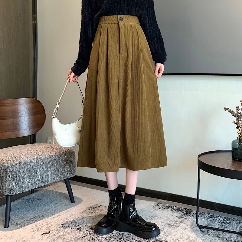 Women’s Vintage Corduroy Pleated Skirt